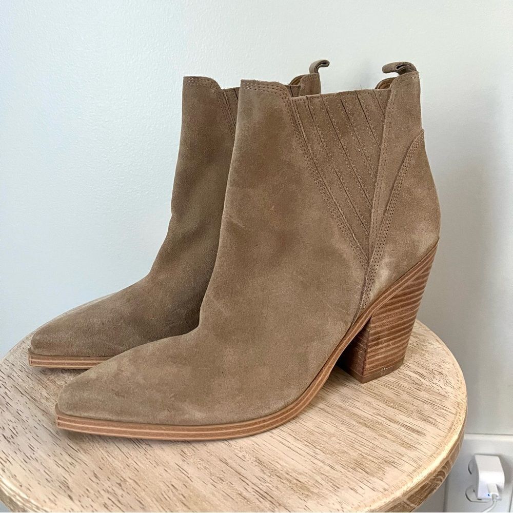 Marc Fisher Pointed Toe Teona Tan Suede Chelsea Boot With‎ Wood Heel 9.5 NWOB